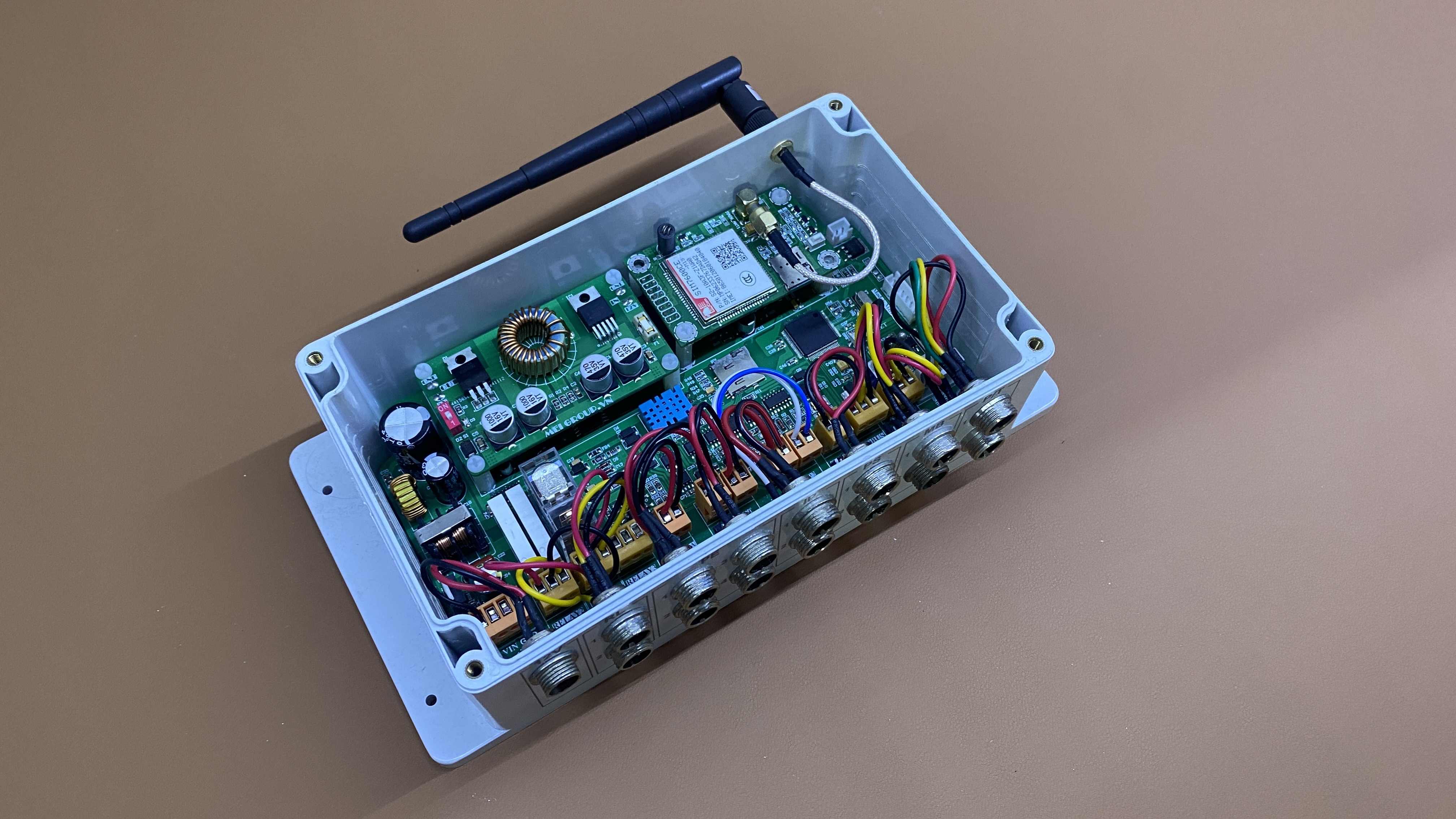 Thiết bị điều khiển trạm bơm cơ bản